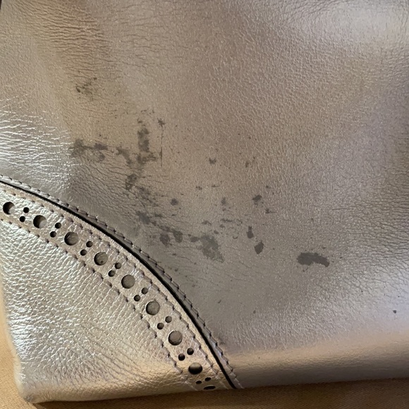 Burberry Medium Banner Fringe - Picture 7 of 16